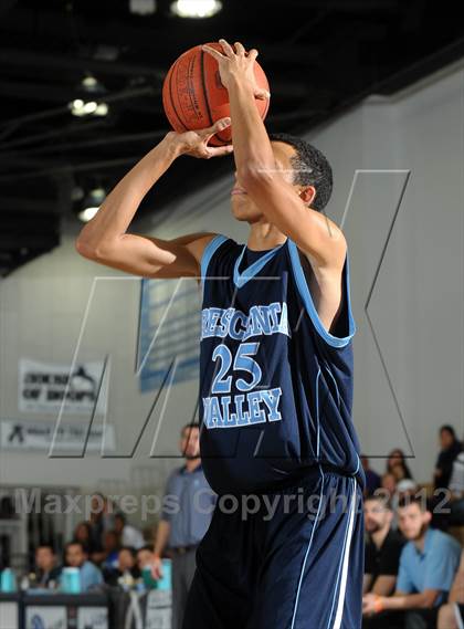 Thumbnail 1 in Crescenta Valley vs. Diamond Bar (MaxPreps Holiday Classic) photogallery.