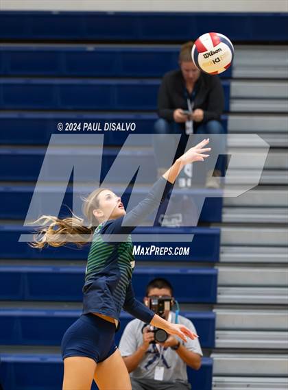 Thumbnail 1 in Regis Jesuit @ ThunderRidge photogallery.