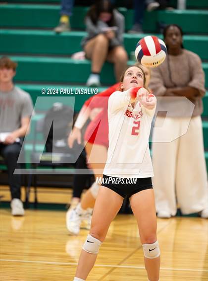 Thumbnail 2 in Regis Jesuit @ ThunderRidge photogallery.