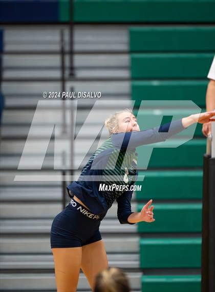 Thumbnail 1 in Regis Jesuit @ ThunderRidge photogallery.