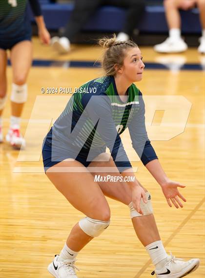 Thumbnail 2 in Regis Jesuit @ ThunderRidge photogallery.