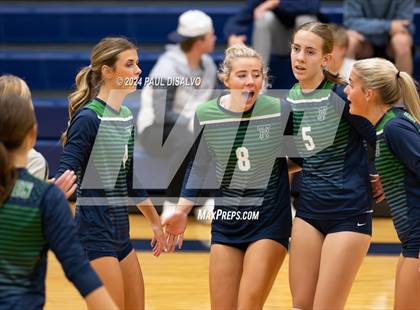 Thumbnail 1 in Regis Jesuit @ ThunderRidge photogallery.