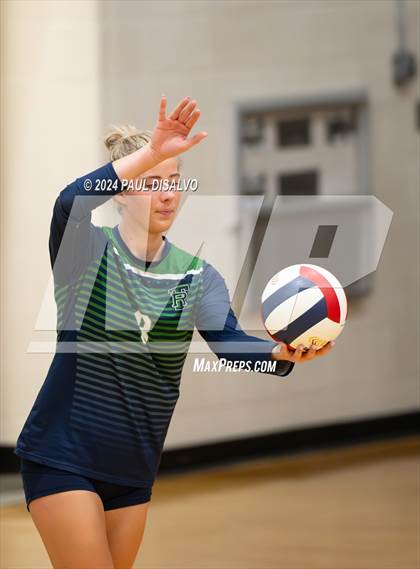 Thumbnail 3 in Regis Jesuit @ ThunderRidge photogallery.