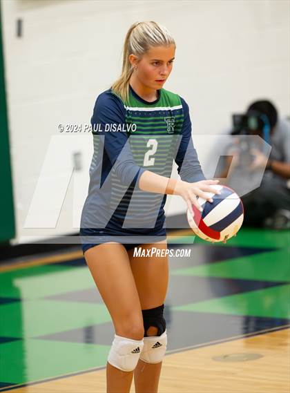 Thumbnail 1 in Regis Jesuit @ ThunderRidge photogallery.