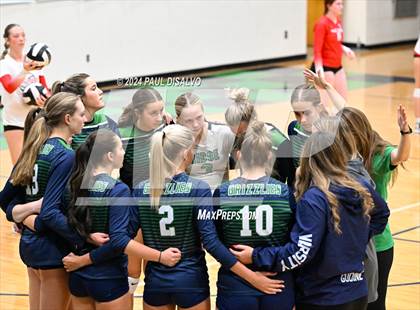 Thumbnail 2 in Regis Jesuit @ ThunderRidge photogallery.