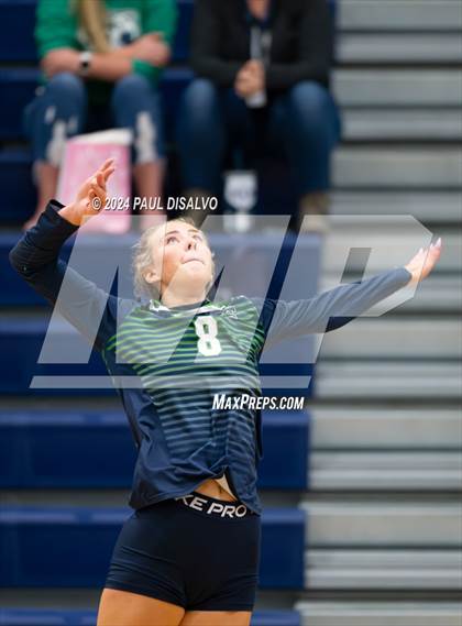 Thumbnail 3 in Regis Jesuit @ ThunderRidge photogallery.