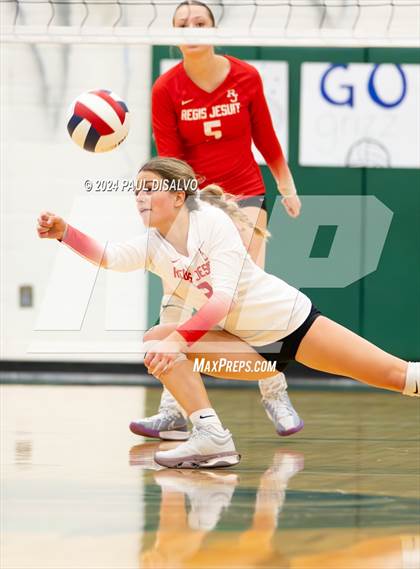 Thumbnail 3 in Regis Jesuit @ ThunderRidge photogallery.