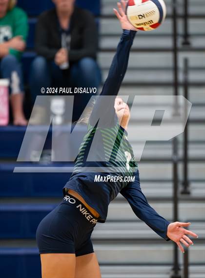 Thumbnail 2 in Regis Jesuit @ ThunderRidge photogallery.