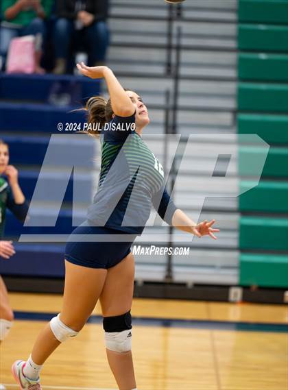Thumbnail 3 in Regis Jesuit @ ThunderRidge photogallery.