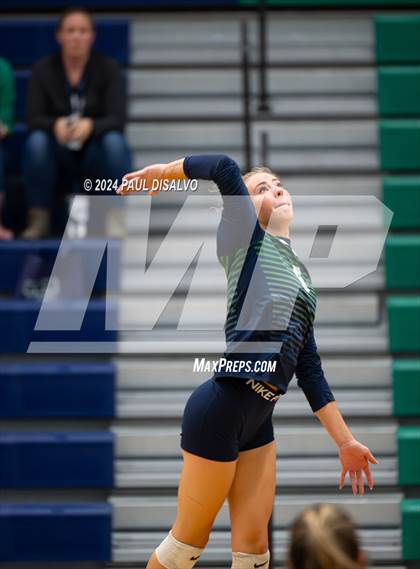 Thumbnail 2 in Regis Jesuit @ ThunderRidge photogallery.