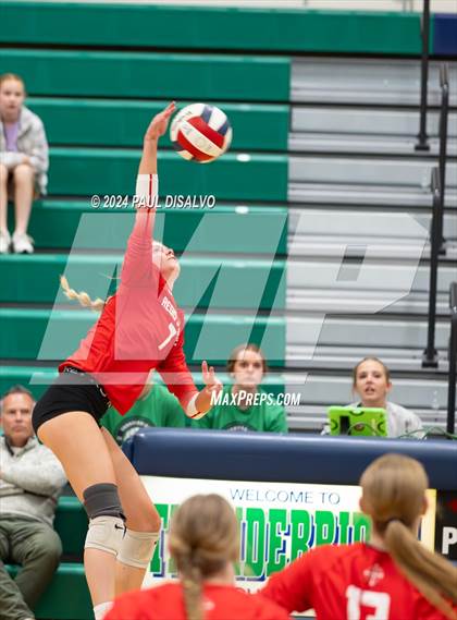 Thumbnail 3 in Regis Jesuit @ ThunderRidge photogallery.