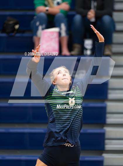 Thumbnail 2 in Regis Jesuit @ ThunderRidge photogallery.