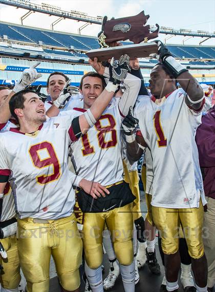 Thumbnail 3 in Doherty vs. Dennis-Yarmouth (MIAA Division 4 Final) photogallery.