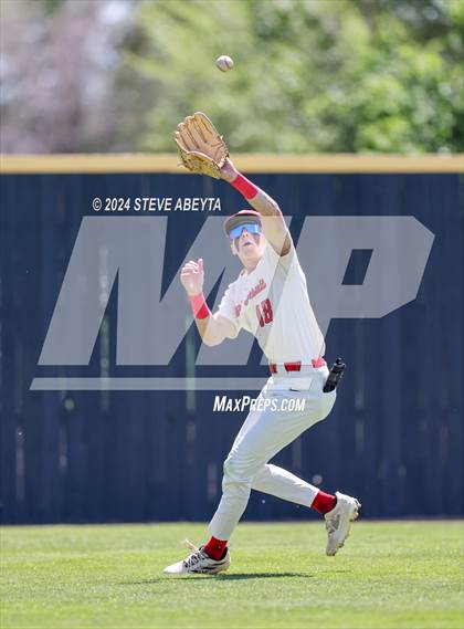 Thumbnail 2 in Fort Collins @ Regis Jesuit (CHSAA 5A First Round) photogallery.