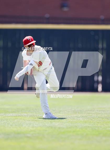 Thumbnail 3 in Fort Collins @ Regis Jesuit (CHSAA 5A First Round) photogallery.