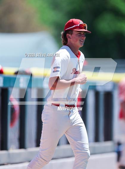 Thumbnail 3 in Fort Collins @ Regis Jesuit (CHSAA 5A First Round) photogallery.