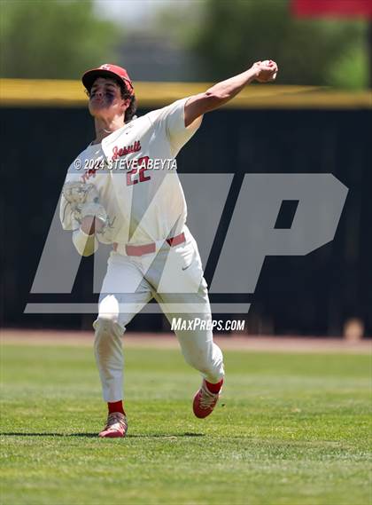 Thumbnail 3 in Fort Collins @ Regis Jesuit (CHSAA 5A First Round) photogallery.
