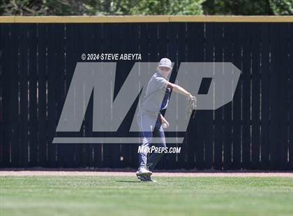 Thumbnail 2 in Fort Collins @ Regis Jesuit (CHSAA 5A First Round) photogallery.