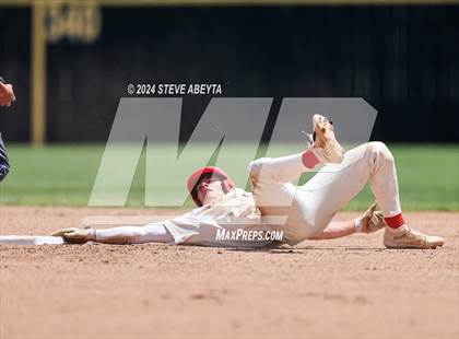 Thumbnail 2 in Fort Collins @ Regis Jesuit (CHSAA 5A First Round) photogallery.