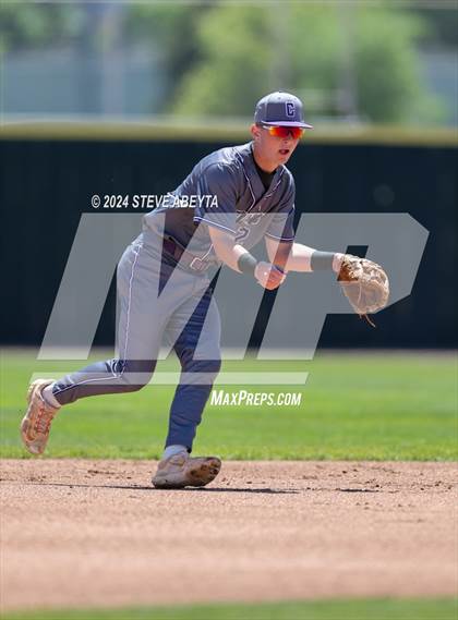 Thumbnail 3 in Fort Collins @ Regis Jesuit (CHSAA 5A First Round) photogallery.
