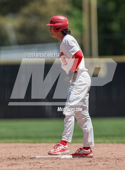 Thumbnail 3 in Fort Collins @ Regis Jesuit (CHSAA 5A First Round) photogallery.