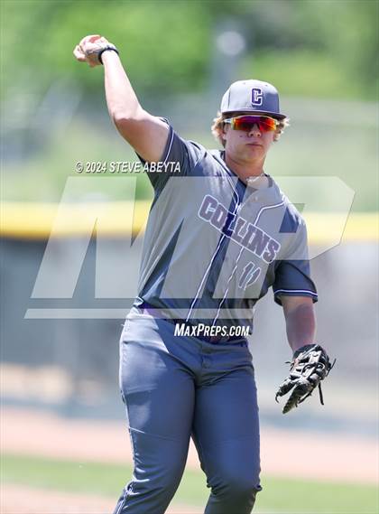 Thumbnail 2 in Fort Collins @ Regis Jesuit (CHSAA 5A First Round) photogallery.