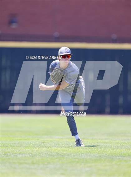 Thumbnail 1 in Fort Collins @ Regis Jesuit (CHSAA 5A First Round) photogallery.