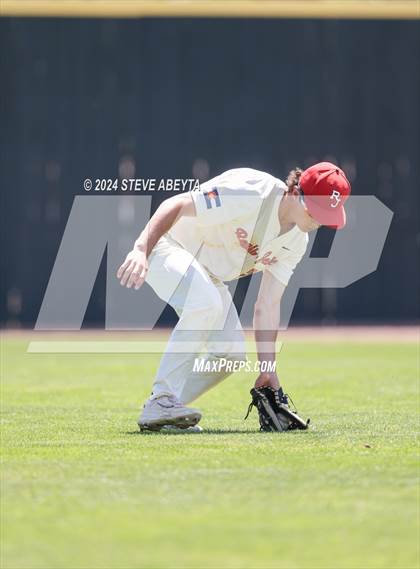 Thumbnail 3 in Fort Collins @ Regis Jesuit (CHSAA 5A First Round) photogallery.