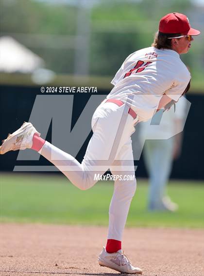 Thumbnail 1 in Fort Collins @ Regis Jesuit (CHSAA 5A First Round) photogallery.