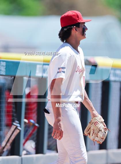 Thumbnail 2 in Fort Collins @ Regis Jesuit (CHSAA 5A First Round) photogallery.