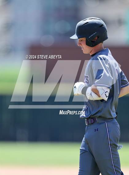 Thumbnail 2 in Fort Collins @ Regis Jesuit (CHSAA 5A First Round) photogallery.