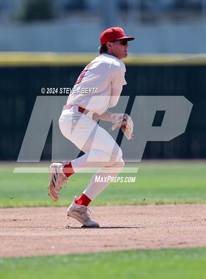 Thumbnail 3 in Fort Collins @ Regis Jesuit (CHSAA 5A First Round) photogallery.