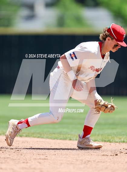 Thumbnail 3 in Fort Collins @ Regis Jesuit (CHSAA 5A First Round) photogallery.