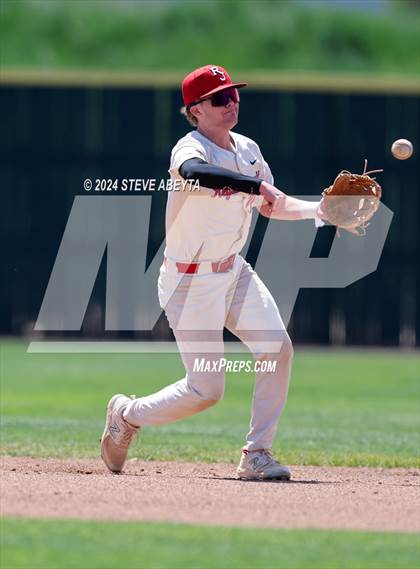 Thumbnail 2 in Fort Collins @ Regis Jesuit (CHSAA 5A First Round) photogallery.