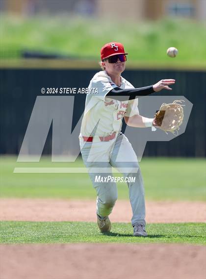 Thumbnail 1 in Fort Collins @ Regis Jesuit (CHSAA 5A First Round) photogallery.
