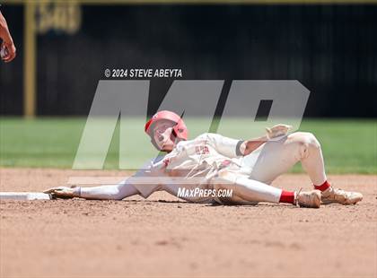 Thumbnail 3 in Fort Collins @ Regis Jesuit (CHSAA 5A First Round) photogallery.