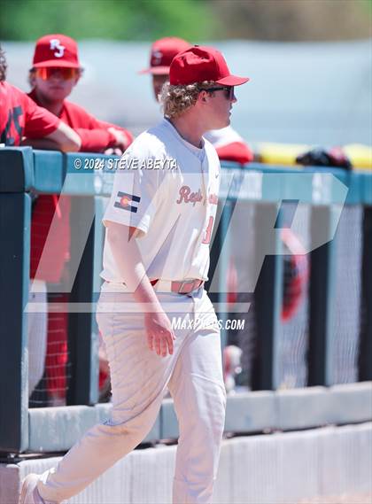 Thumbnail 3 in Fort Collins @ Regis Jesuit (CHSAA 5A First Round) photogallery.