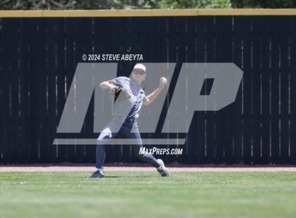 Thumbnail 3 in Fort Collins @ Regis Jesuit (CHSAA 5A First Round) photogallery.