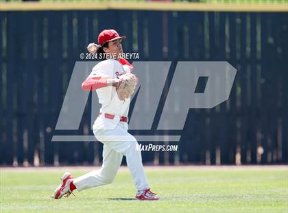 Thumbnail 3 in Fort Collins @ Regis Jesuit (CHSAA 5A First Round) photogallery.