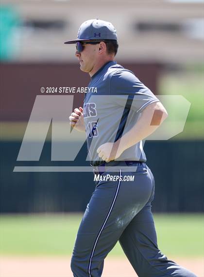 Thumbnail 1 in Fort Collins @ Regis Jesuit (CHSAA 5A First Round) photogallery.