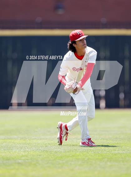 Thumbnail 2 in Fort Collins @ Regis Jesuit (CHSAA 5A First Round) photogallery.