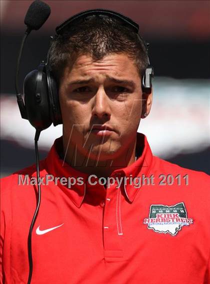 Thumbnail 3 in Dublin Coffman vs. Westerville South (Kirk Herbstreit National Kickoff Classic) photogallery.