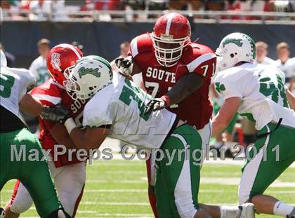 Thumbnail 3 in Dublin Coffman vs. Westerville South (Kirk Herbstreit National Kickoff Classic) photogallery.