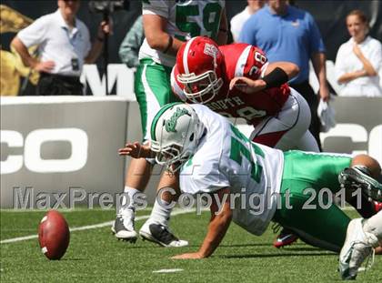 Thumbnail 1 in Dublin Coffman vs. Westerville South (Kirk Herbstreit National Kickoff Classic) photogallery.
