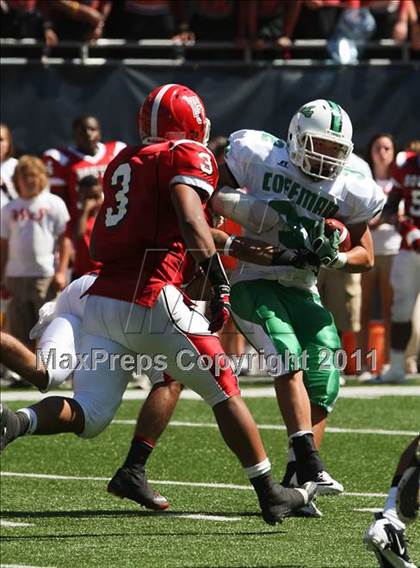 Thumbnail 1 in Dublin Coffman vs. Westerville South (Kirk Herbstreit National Kickoff Classic) photogallery.