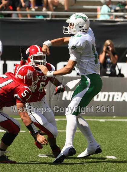 Thumbnail 3 in Dublin Coffman vs. Westerville South (Kirk Herbstreit National Kickoff Classic) photogallery.
