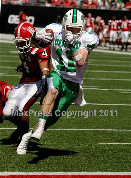 Thumbnail 3 in Dublin Coffman vs. Westerville South (Kirk Herbstreit National Kickoff Classic) photogallery.