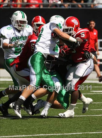 Thumbnail 1 in Dublin Coffman vs. Westerville South (Kirk Herbstreit National Kickoff Classic) photogallery.