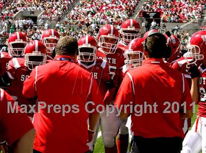 Thumbnail 1 in Dublin Coffman vs. Westerville South (Kirk Herbstreit National Kickoff Classic) photogallery.