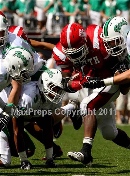 Thumbnail 1 in Dublin Coffman vs. Westerville South (Kirk Herbstreit National Kickoff Classic) photogallery.